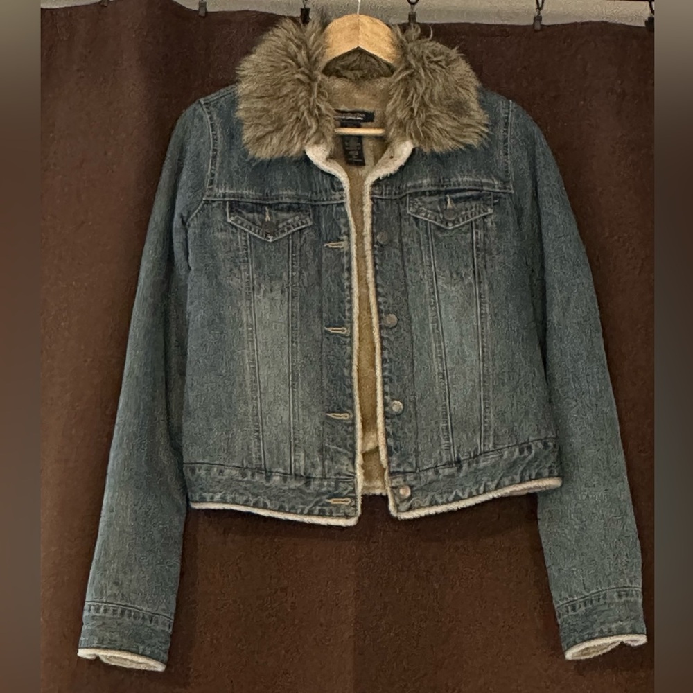 Abercrombie & Fitch Blue Jean Jacket with Brown Faux Fur Collar
